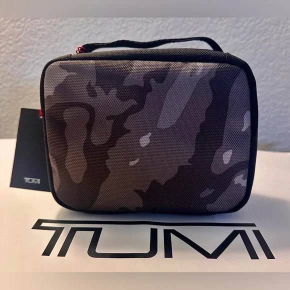 Brand New with Tag TUMI Travel Pouch Camouflage City Map Print - Picture 2 of 4